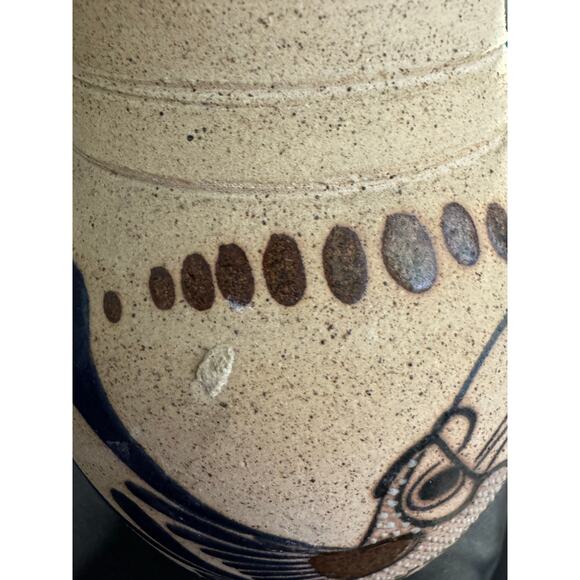 Vintage Tonala Hand Created Sandstone Pottery Bird Vase - Picture 9 of 10